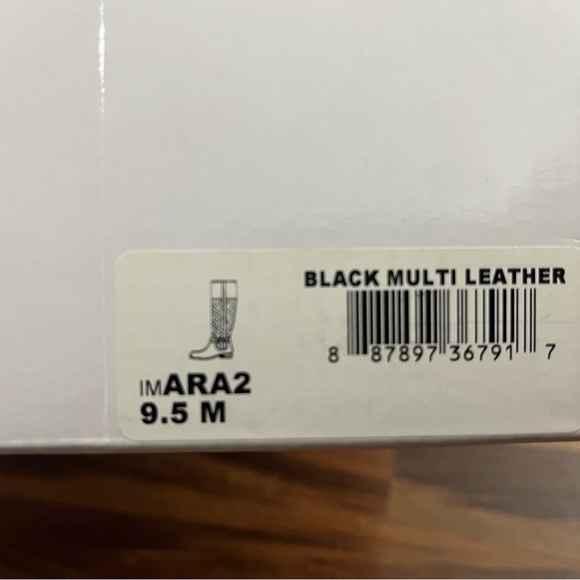 Isaac Mizrahi Ara2 Quilted Leather Boots - Picture 9 of 9